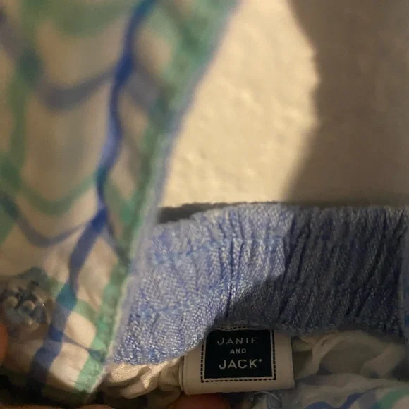 Janie and jack shorts with suspenders (6-12 Months) - Picture 5 of 10